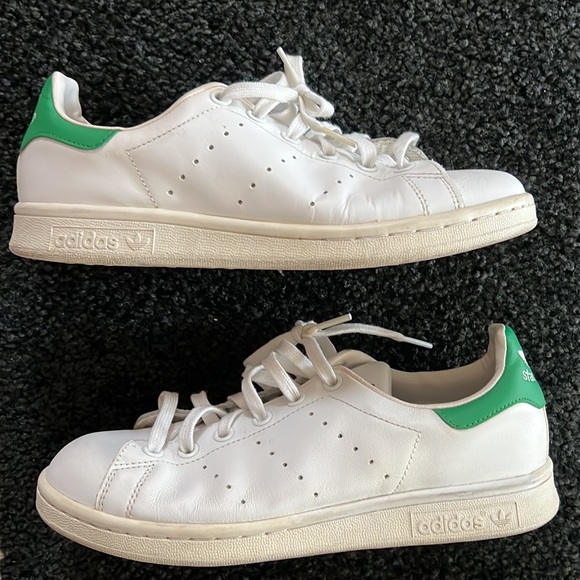 Adidas Stan Smiths - Picture 4 of 8